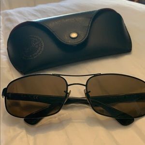 Black ray-bans (Man)